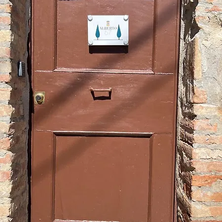 Alberto Charming Дом отдыха Монтепульчано